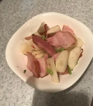 ミディアム カラー パーマ ヘアアレンジ メンズ キッズ ネイル マツエク・マツパ アニメ,Vオタク× 即効痩せエステサロンのエステ・リラクイメージ