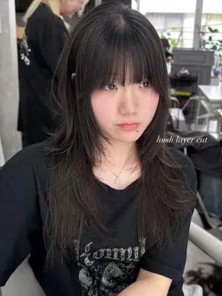 ロング カラー ヘアアレンジ 🫧🇰🇷韓国ヘア レイヤー🐺Yutaのヘアスタイル