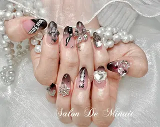 ネイル Momo 🤍のネイルデザイン