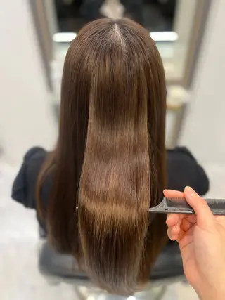 セミロング THE  ESCALA表参道所属・Hana🌷/ 透明感/艶髪/表参道のヘアスタイル