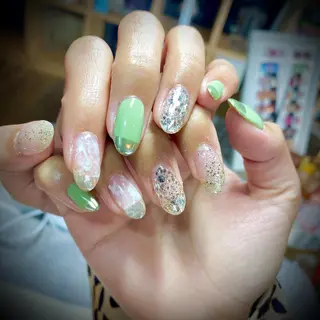 ネイル Temptation mainailのネイルデザイン