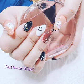 ネイル 💅ネイルハウス🏡 🎀TOMO🎀のネイルデザイン