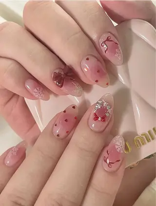 ネイル Hina 池袋 長だしチップ専門店のネイルデザイン