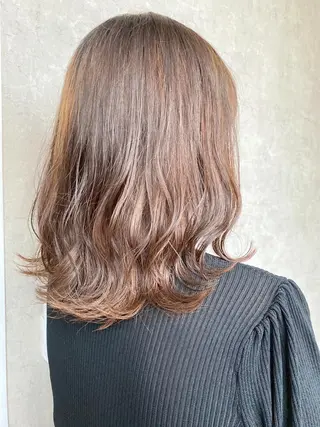 ミディアム カラー ヘアアレンジ 切りっぱなしボブ/ デザインカラー店長のヘアスタイル