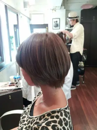 カラー ショート ミディアム 100%髪質改善特化 TRUNSのヘアスタイル