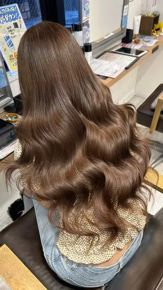 ロング カラー まい🎀ピンク💝 透明感/髪質改善のヘアスタイル