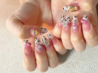 ネイル 🎀NAIL🎀 AI🪄︎︎◝✩のネイルデザイン