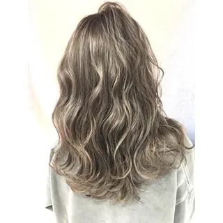 ミディアム カラー 井上 一平のヘアスタイル