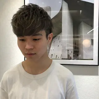 ショート カラー メンズ ムトウセイマ/艶髪 /艶ケアWブリーチのヘアスタイル