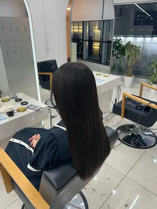 ロング カラー Kurumi リトル渋谷のヘアスタイル