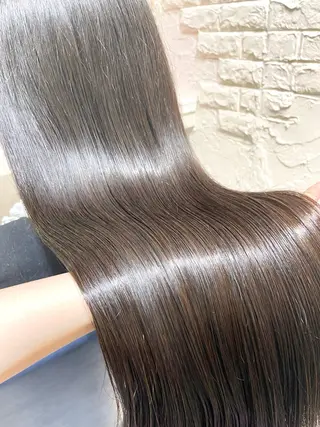 セミロング uros.所属・🩵aiko / モデル募集中️🩵のヘアスタイル