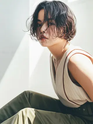 ミディアム パーマ ❤️ショートカット ・顔周りカット❤️のヘアスタイル