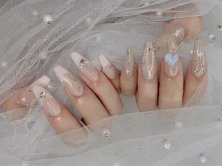 ネイル I-nailロング /ワンホン/キラキラのネイルデザイン