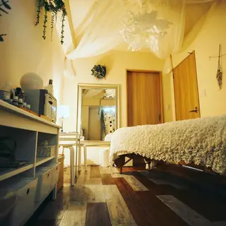 stress care salon　海と猫所属・小顔salon 古田琴のエステ・リラクイメージ