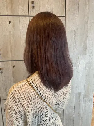 ミディアム あいさ🤍ムラ無しカ ラー🤍のヘアスタイル