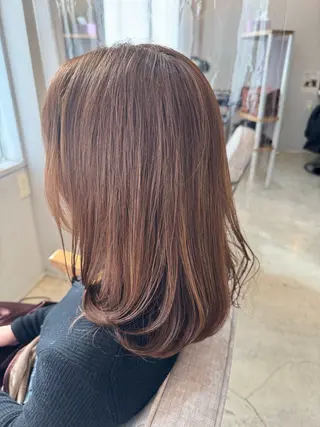 セミロング カラー 髪質改善✨️透明感カ ラー✧*。山下さいみのヘアスタイル