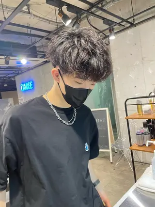 ショート カラー パーマ ヘアアレンジ メンズ キッズ ネイル マツエク・マツパ アイブロウ 透明感カラー・レイヤ ー🎀amika🎀のヘアスタイル