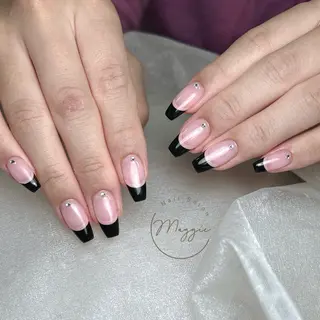 ネイル Maggie Nail🦩のネイルデザイン