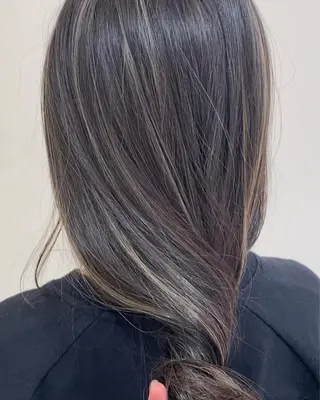 ロング カラー 髪質改善/白髪ぼかし レイヤー 🌱千咲季のヘアスタイル