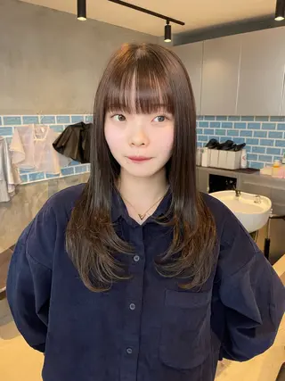 セミロング カラー VIE表参道所属・艶感カラー/縮毛 矯正/りょお🫧のヘアスタイル