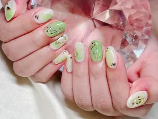 ネイル マツエク・マツパ アイブロウ Nail&eye Belire 新宿のネイルデザイン