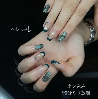 ミディアム ネイル 長さ出し専門 nynaのネイルデザイン