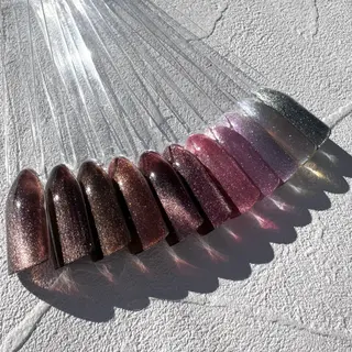 ネイル RIEKO🍒 ワンホン♡推しネイルのネイルデザイン