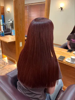 ロング カラー 松浦 萌のヘアスタイル