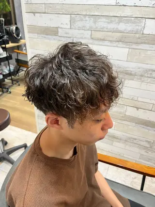 パーマ メンズ 二俣 秋亜のヘアスタイル