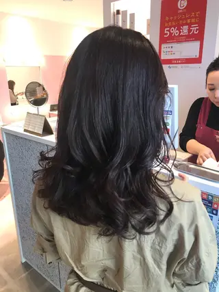 セミロング 所渉/韓国レイヤー /ウルフカットのヘアスタイル