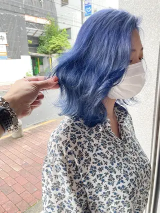 ロング カラー ヘアアレンジ 🩶【推しハイトーン 】yuzu🩶のヘアスタイル