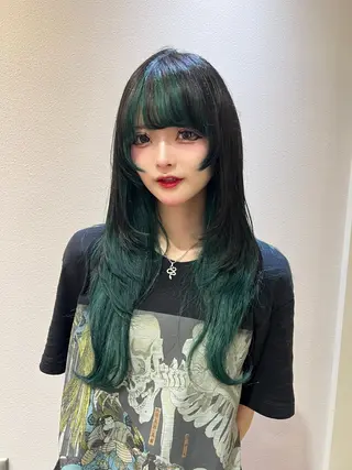 カラー OASIS AVEDA ペニンシュラ東京所属・Saaya 💚のヘアスタイル