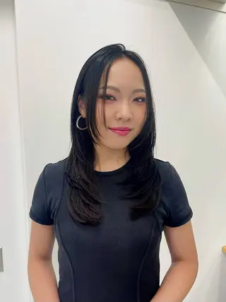 セミロング yu-kaハッシュ カット/韓国レイヤーのヘアスタイル