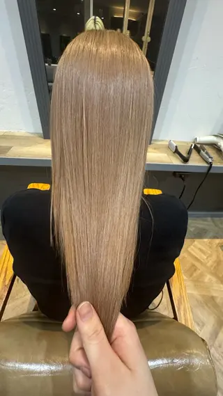 ロング カラー heelSENGAWA所属・heel SENGAWAのヘアスタイル