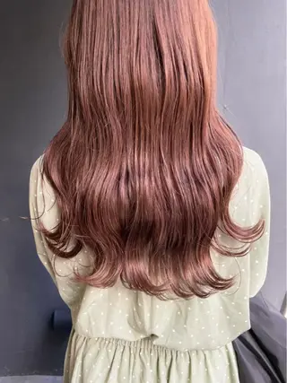 ロング カラー akane .のヘアスタイル