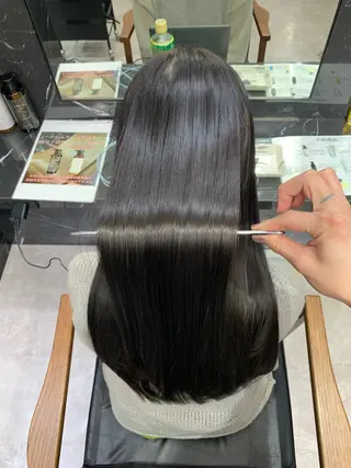 ロング 大西 魁知のヘアスタイル