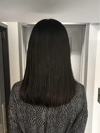 カラー ミルクティーベージュ ブリーチ🖤サヤカのヘアスタイル