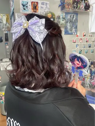 ミディアム 🍭ハイトーン/ デザインカラー🦄のヘアスタイル