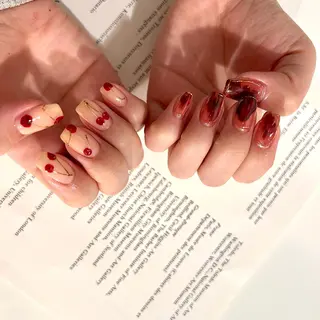 ネイル 黒葛原 めぐみのネイルデザイン