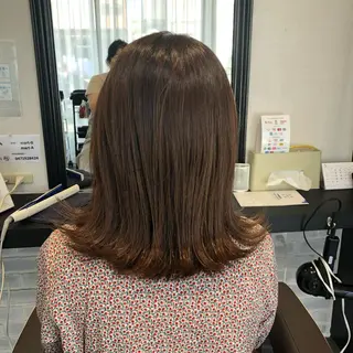 ミディアム 若泉 真梨のヘアスタイル
