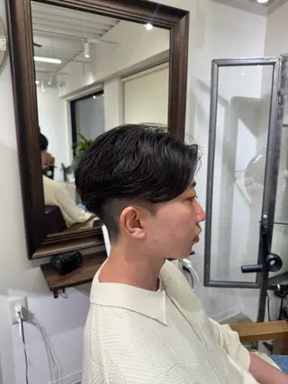 ミディアム Maison 心斎橋店所属・メンズ特化パーマ/ ハイトーンブリーチのヘアスタイル