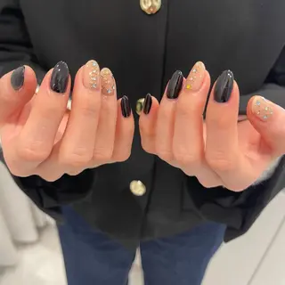 ネイル 🧁fein. nana🩵のネイルデザイン