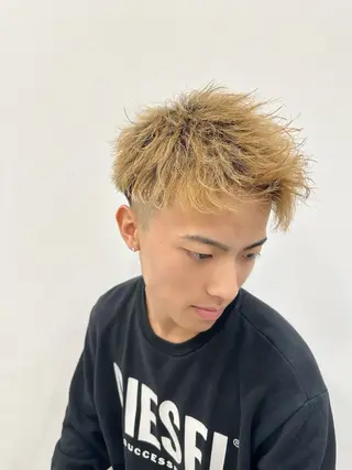 ショート RAISE by_WHITE所属・師藤 達也のヘアスタイル