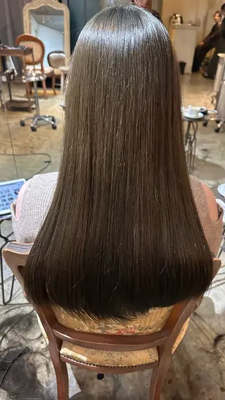 ロング カラー Scintiller鹿児島中央駅店所属・弱酸性施術 🎀白石莉菜🎀のヘアスタイル