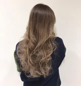 ロング カラー TAKA 【髪質改善】のヘアスタイル