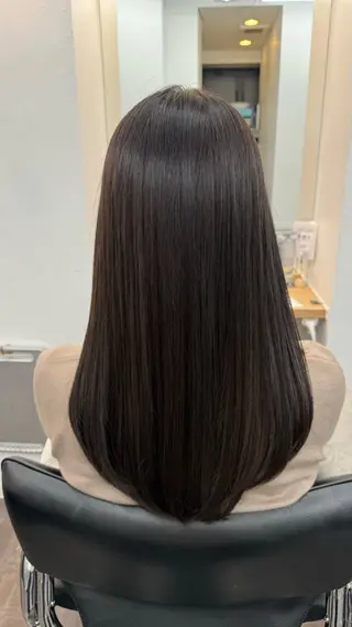 セミロング カラー WISTERIA P LUS1 ikumiのヘアスタイル