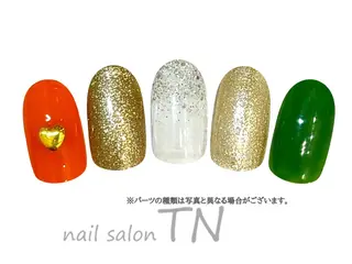 ネイル 矢川 まどかのネイルデザイン