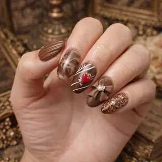 ネイル Roger 舞のネイルデザイン