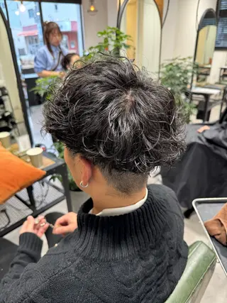 パーマ メンズ 平尾/艶カラー/ アッシュ系/中川誠大のヘアスタイル