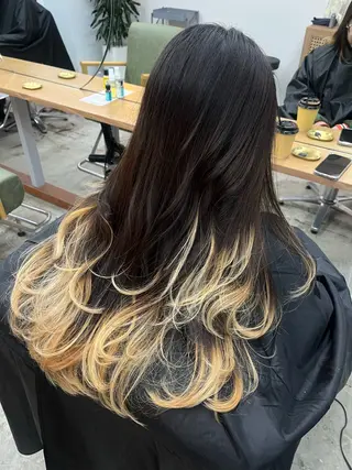 ロング カラー ハイトーン/心斎橋/ honomiのヘアスタイル